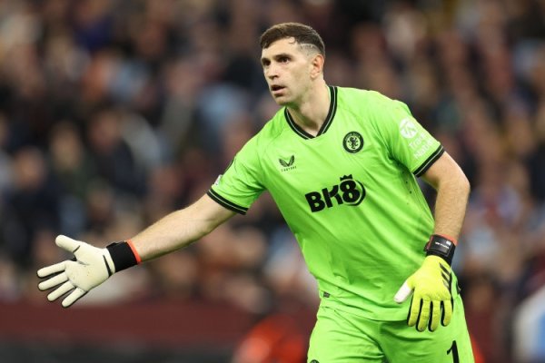 Petit: Chelsea nên ký hợp đồng