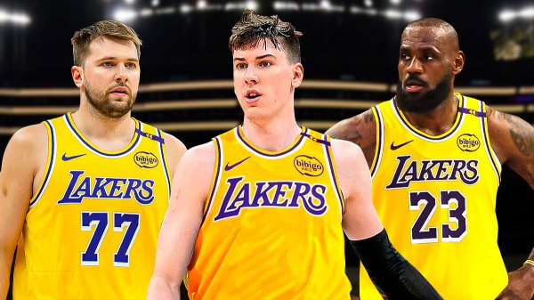 Cầu thủ mới của Lakers đã ra m