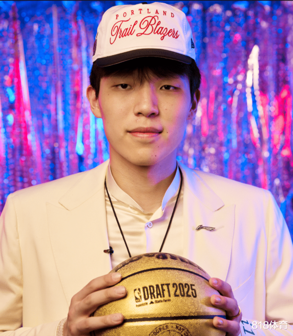 Yang Hansen: Tôi vừa ăn xong g
